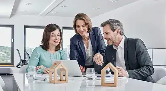 LEADING-ADVANTAGES-OF-ROBUST-ERP-SYSTEMS-FOR-REAL-ESTATE